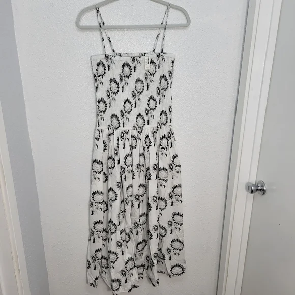Madewell Smocked Maxi Dress NV462 Size M Graphic Sunflowers NWT - Picture 5 of 10